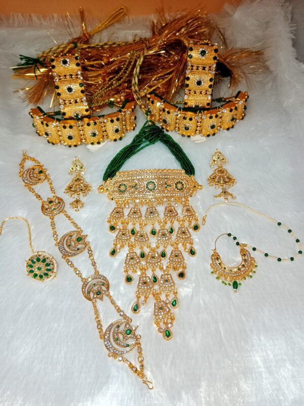 Green Traditional Marriage Jewellery Set