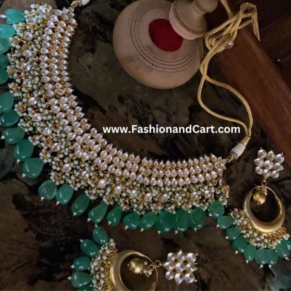 Antique Kundan Necklace Set